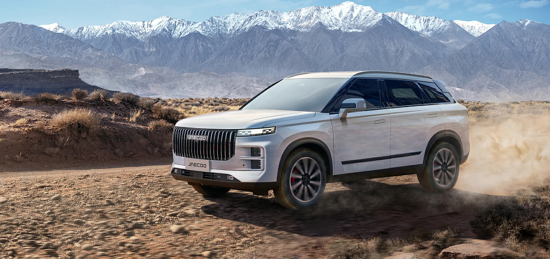 JAECOO SUV in dynamischer Frontansicht